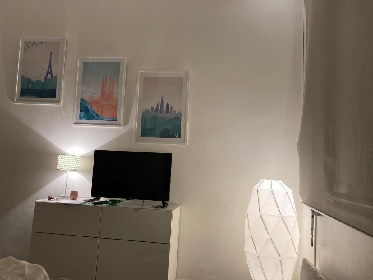 Studio Dragon Avec Gardien Marseille Luaran gambar